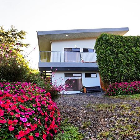 Casa Suculenta ,Monteverde Con Jacuzzi Privado Y Lavanderia Exterior photo